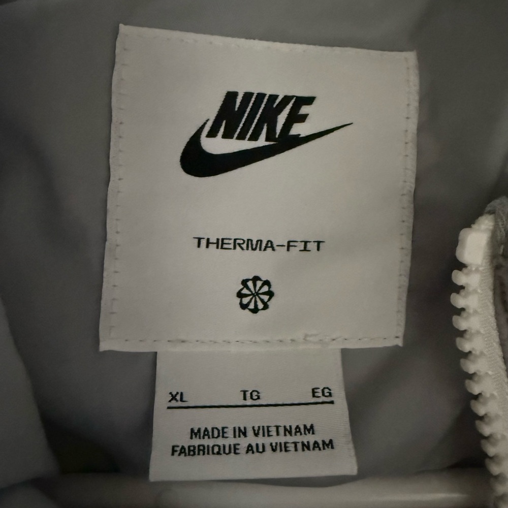 Nike White Therma-Fit Puffer Jacket